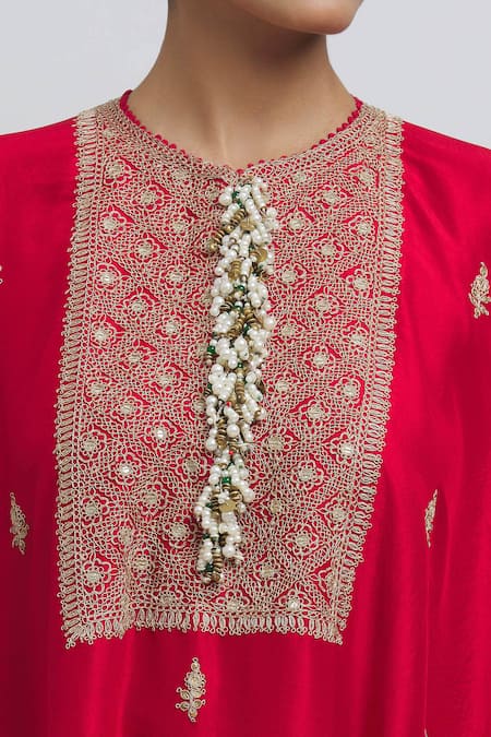 Buy_Anamika Khanna_Red Silk Beads, Sequins Round Neck Zari Embroidered Kaftan And Skirt Set_Online_at_Aza_Fashions