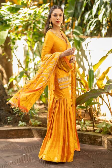 Buy Punit Balana Yellow Silk, Organza, Brocade Embroidery, Gota Mughal Marodi Kurta Gharara Set Buy_Punit Balana_Yellow Silk, Organza, Brocade Embroidery, Gota Mughal Marodi Kurta Gharara Set