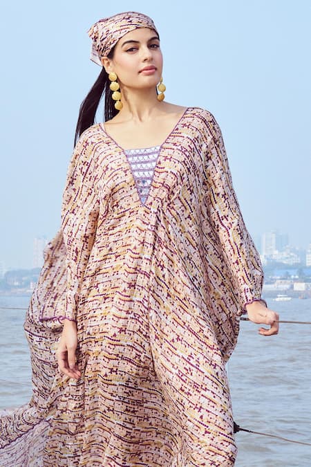 Nirmooha Geometric Print Kaftan With Inner 