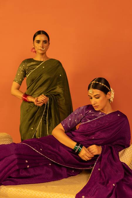 Buy_Kridha Designs_Pink Saree Chanderi Embroidery Butti Round Gokulapriya With Blouse _Online_at_Aza_Fashions