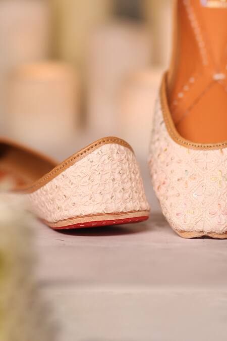 House Of Vian_White Embroidery Jasmine Juttis_Online_at_Aza_Fashions