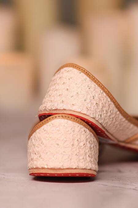 Buy_House Of Vian_White Embroidery Jasmine Juttis_Online_at_Aza_Fashions