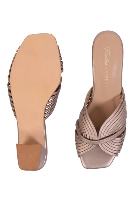Sephyr Parisa Sphinx Swerve Angular Block Heels 
