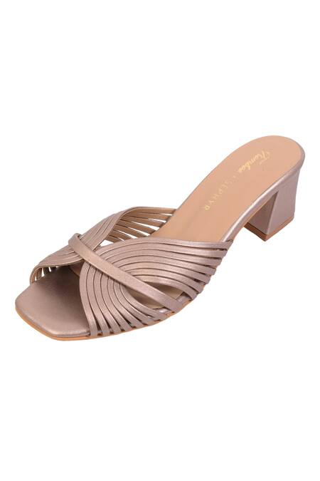 Sephyr_Purple Parisa Sphinx Swerve Angular Block Heels _Online_at_Aza_Fashions