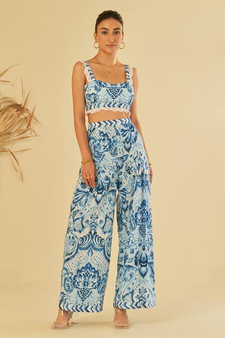 Sage Saga Blue Poplin Embroidery Sweetheart Neck Floral Chantilly Lace Bustier And Pant Set Online at Aza Fashions Sage Saga_Blue Poplin Embroidery Sweetheart Neck Floral Chantilly Lace Bustier And Pant Set _Online_at_Aza_Fashions