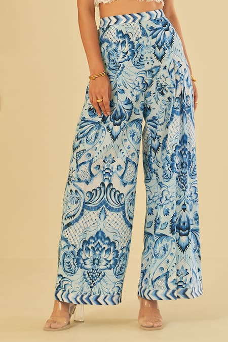 Buy Sage Saga Blue Poplin Embroidery Sweetheart Neck Floral Chantilly Lace Bustier And Pant Set Online at Aza Fashions Buy_Sage Saga_Blue Poplin Embroidery Sweetheart Neck Floral Chantilly Lace Bustier And Pant Set _Online_at_Aza_Fashions