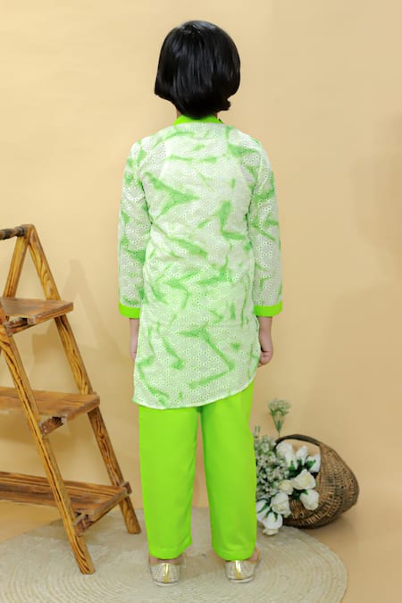 Shop_Kalp_Green Cotton, Jersey Tanay Tie Dye Pattern Kurta Set _at_Aza_Fashions