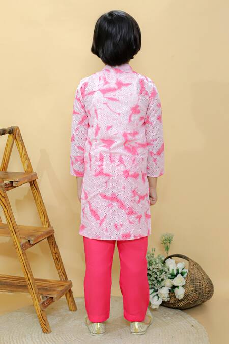 Shop Kalp Pink Cotton, Jersey Regal Tie Dye Kurta Set at Aza Fashions Shop_Kalp_Pink Cotton, Jersey Regal Tie Dye Kurta Set _at_Aza_Fashions