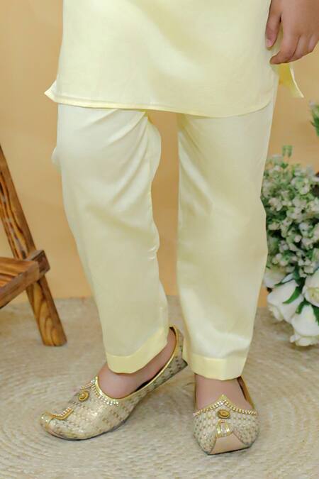 Buy Kalp Yellow Cotton Pastel Tie Dye Kurta Set Online at Aza Fashions Buy_Kalp_Yellow Cotton Pastel Tie Dye Kurta Set _Online_at_Aza_Fashions