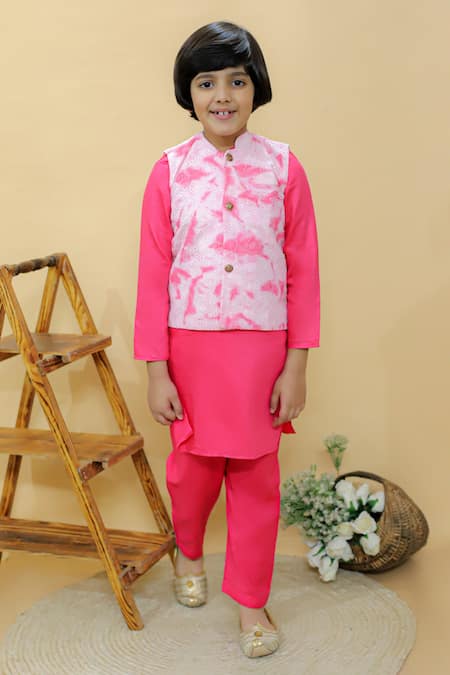 Kalp Pink Cotton Tie Dye Bundi And Kurta Set Online at Aza Fashions Kalp_Pink Cotton Tie Dye Bundi And Kurta Set _Online_at_Aza_Fashions