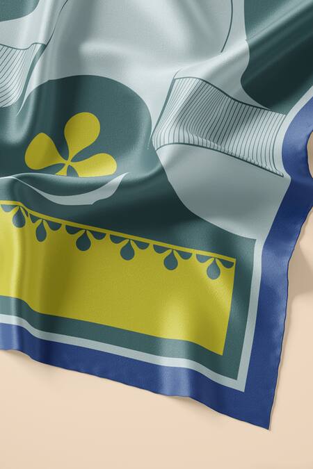 Thee Modern Roots Green La Muses Whispers Silk Printed Stole Online at Aza Fashions Thee Modern Roots_Green La Muses Whispers Silk Printed Stole _Online_at_Aza_Fashions