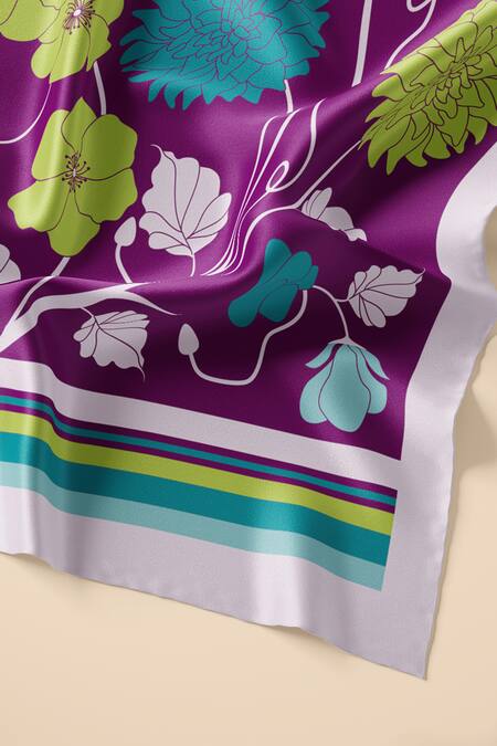 Thee Modern Roots Purple Queens Tapestry Silk Printed Stole Online at Aza Fashions Thee Modern Roots_Purple Queens Tapestry Silk Printed Stole _Online_at_Aza_Fashions