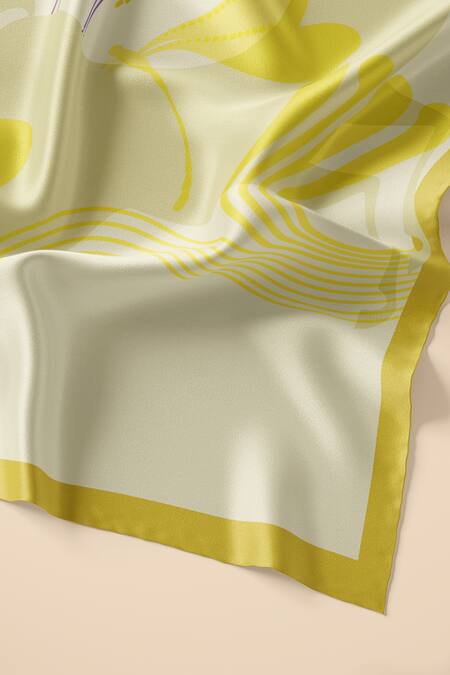 Thee Modern Roots Yellow Unicorns Whispering Mane Silk Printed Stole Online at Aza Fashions Thee Modern Roots_Yellow Unicorns Whispering Mane Silk Printed Stole _Online_at_Aza_Fashions