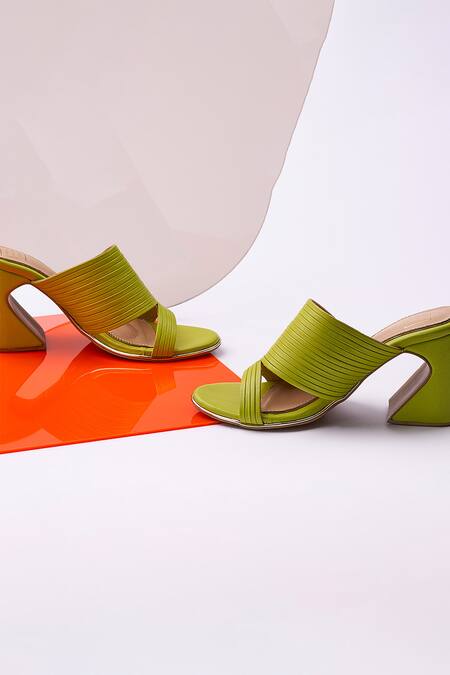 Shop Heel Your Sole Green Plain Kiko Striped Piping Pattern Heels Online at Aza Fashions Shop_Heel Your Sole_Green Plain Kiko Striped Piping Pattern Heels _Online_at_Aza_Fashions