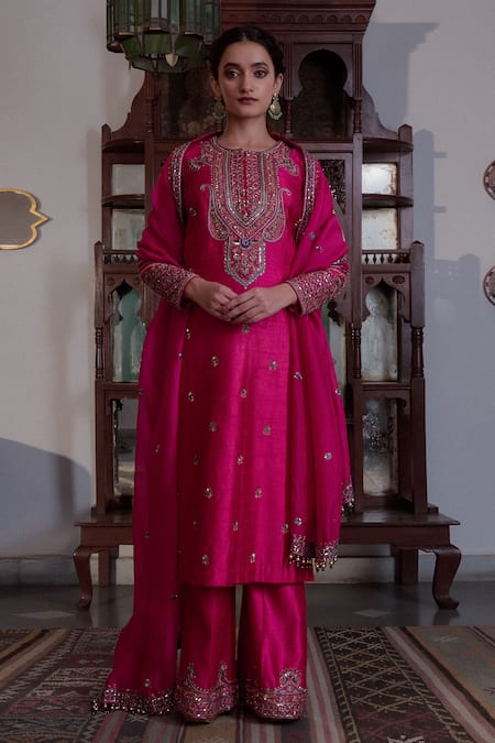 Irrau by Samir Mantri Raw Silk Paisley Embroidered Kurta Set 