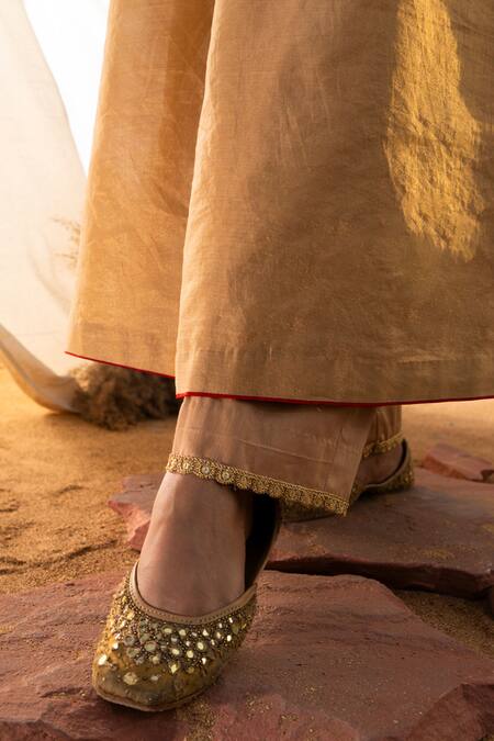 The White Tree Studio Beige Anarkali Handloom Cotton Embroidery Floral Yoke And Pant Set at Aza Fashions The White Tree Studio_Beige Anarkali Handloom Cotton Embroidery Floral Yoke And Pant Set _at_Aza_Fashions