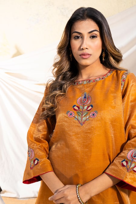 The White Tree Studio_Orange Anarkali Handloom Cotton Embroidery Suzani Pattern And Pant Set _Online_at_Aza_Fashions