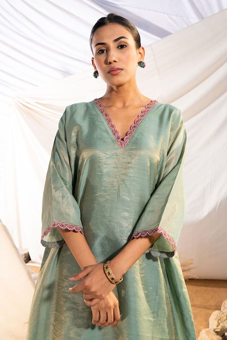 Shop The White Tree Studio Green Kurta Handloom Cotton Embroidery Thread Placement And Pant Set Online at Aza Fashions Shop_The White Tree Studio_Green Kurta Handloom Cotton Embroidery Thread Placement And Pant Set _Online_at_Aza_Fashions