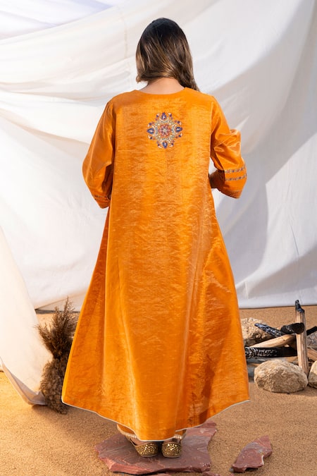 Shop The White Tree Studio Orange Kurta Handloom Cotton Embroidery Thread Neckline And Pant Set at Aza Fashions Shop_The White Tree Studio_Orange Kurta Handloom Cotton Embroidery Thread Neckline And Pant Set _at_Aza_Fashions