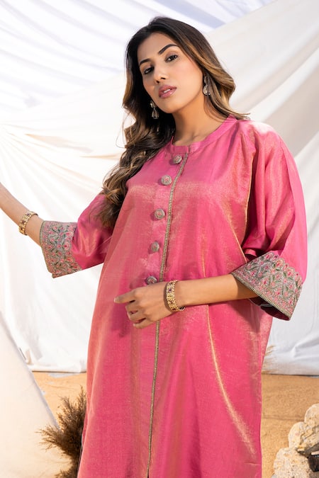 The White Tree Studio Pink Kurta Handloom Cotton Embroidery Thread Sleeve And Pant Set Online at Aza Fashions The White Tree Studio_Pink Kurta Handloom Cotton Embroidery Thread Sleeve And Pant Set _Online_at_Aza_Fashions
