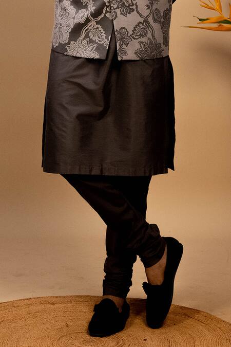 Buy_Agape_Gray Cotton, Silk Embroidery Floral Printed Bundi Kurta Set_Online_at_Aza_Fashions