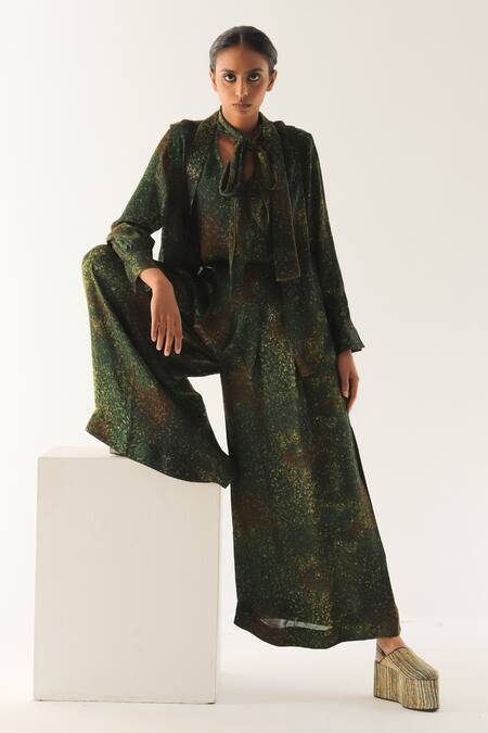 Til Green Georgette High Neck Freckle Print Top And Trouser Co-ord Set at Aza Fashions Til_Green Georgette High Neck Freckle Print Top And Trouser Co-ord Set _at_Aza_Fashions