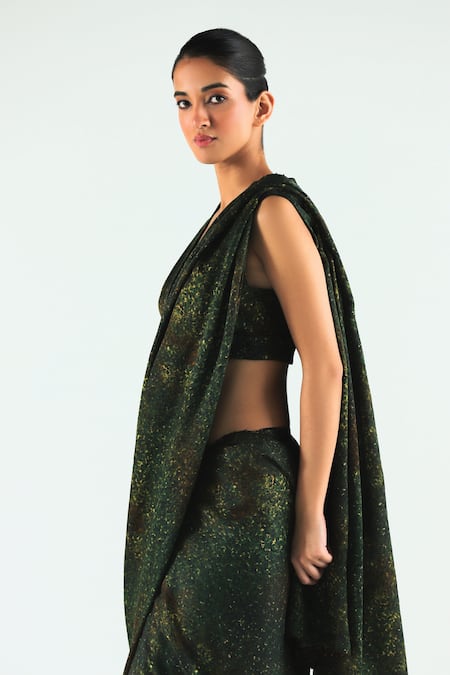 Til Green Cotton , Cotton, Silk Beads Freckle Print Saree With Blouse Online at Aza Fashions Til_Green Cotton , Cotton, Silk Beads Freckle Print Saree With Blouse _Online_at_Aza_Fashions