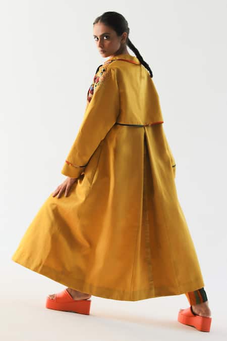 Shop Til Yellow Cotton Satin Embroidery Collared Impasto Floral Hand Trench at Aza Fashions Shop_Til_Yellow Cotton Satin Embroidery Collared Impasto Floral Hand Trench _at_Aza_Fashions
