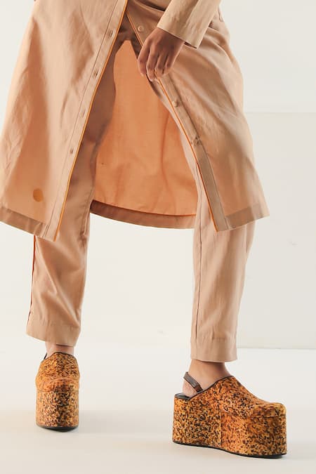 Buy Til Beige Chanderi, Handloom Cotton Piping Solid Shirt Tunic And Straight Trouser Set Online at Aza Fashions Buy_Til_Beige Chanderi, Handloom Cotton Piping Solid Shirt Tunic And Straight Trouser Set _Online_at_Aza_Fashions