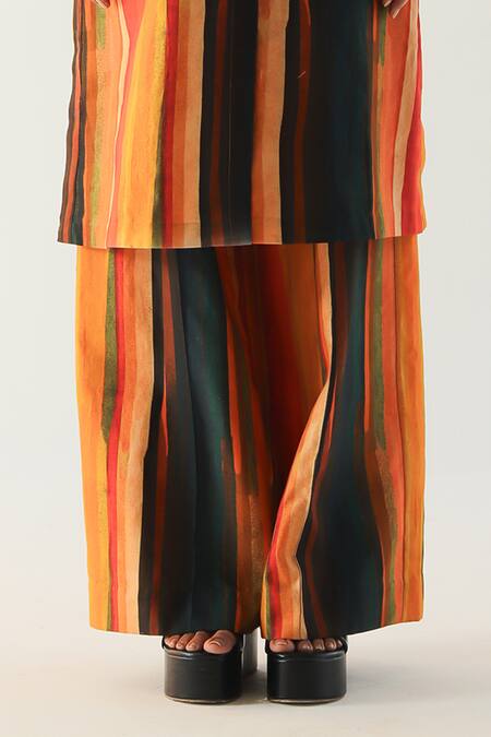 Buy_Til_Multi Color Chanderi Embroidery V-neck Calico Hand Painted Tunic And Trouser Set _Online_at_Aza_Fashions