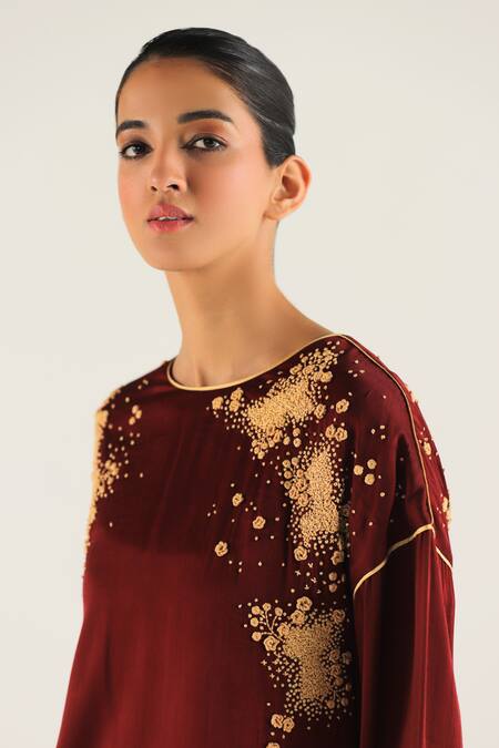 Buy_Til_Maroon Cotton, Linen Embroidery Round Thread Work Boyfriend Kurta And Pant Set _Online_at_Aza_Fashions