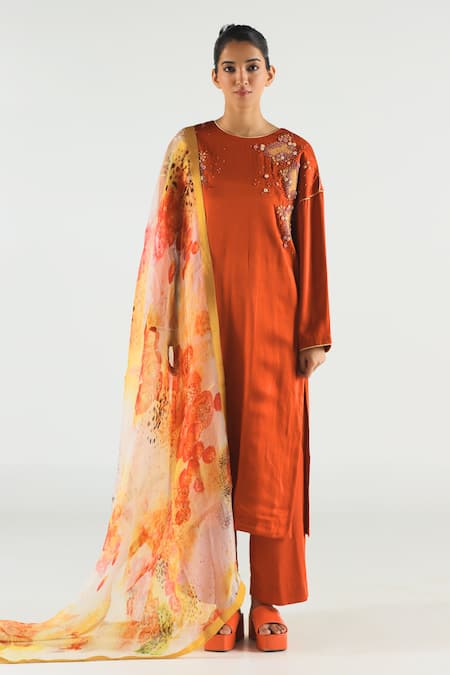 Til Orange Cotton, Linen Embroidery Round Neck Sedona Boyfriend Kurta And Pant Set 