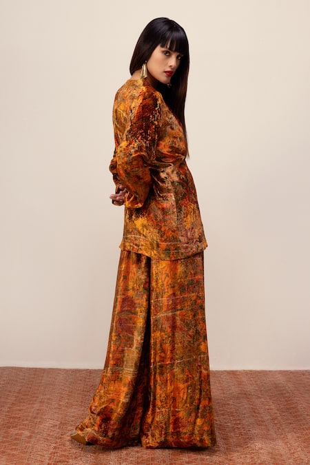 Buy Reena Sharma Orange Viscose, Velvet Embroidery Plunge Nargis Print Jacket With Pleated Pant Online at Aza Fashions Buy_Reena Sharma_Orange Viscose, Velvet Embroidery Plunge Nargis Print Jacket With Pleated Pant _Online_at_Aza_Fashions