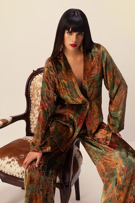 Buy Reena Sharma Green Viscose, Velvet Plunge Neck Nargis Floral Print Jacket With Pant Online at Aza Fashions Buy_Reena Sharma_Green Viscose, Velvet Plunge Neck Nargis Floral Print Jacket With Pant _Online_at_Aza_Fashions