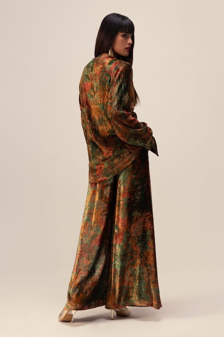 Reena Sharma Green Viscose, Velvet Plunge Neck Nargis Floral Print Jacket With Pant at Aza Fashions Reena Sharma_Green Viscose, Velvet Plunge Neck Nargis Floral Print Jacket With Pant _at_Aza_Fashions
