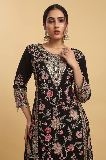 Buy_Aham-Vayam_Black Georgette, Silk Embroidery Round Neck Floral Work Kurta Set _Online_at_Aza_Fashions