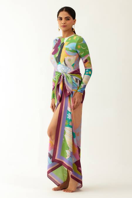 Tizzi Multi Color Open Neck Abstract Printed Sarong Online at Aza Fashions Tizzi_Multi Color Open Neck Abstract Printed Sarong_Online_at_Aza_Fashions
