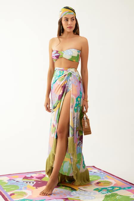 Tizzi_Multi Color Bandeau Neck Stream Printed Sarong _Online_at_Aza_Fashions