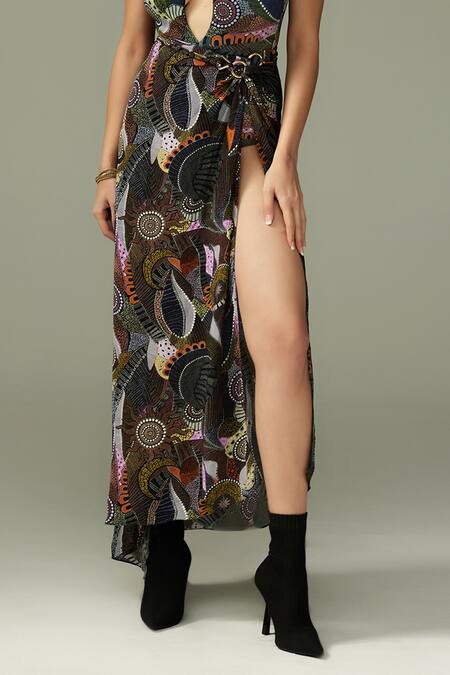 Tizzi_Multi Color Crepe Furbelow Helix Art Print Sarong _Online_at_Aza_Fashions