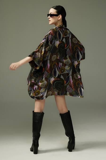 Buy_Tizzi_Multi Color Crepe Collared Doric Gaze Artistry Print Boxy Shirt_Online_at_Aza_Fashions