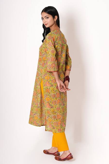 Shop Kameez Green Kurta And Pant- Cotton Handblock Print Floral Notched Summer Garden Set at Aza Fashions Shop_Kameez_Green Kurta And Pant- Cotton Handblock Print Floral Notched Summer Garden Set_at_Aza_Fashions