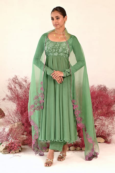 Baise Gaba Green Anarkali And Pant Crepe Embroidered Floral Round Manohari Set 