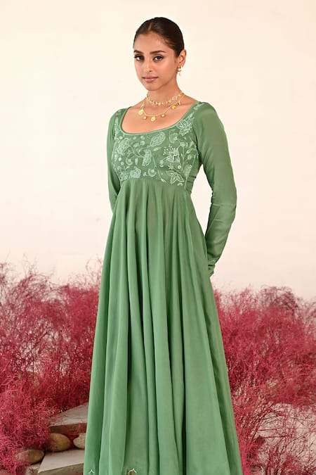 Shop_Baise Gaba_Green Crepe, Organza Embroidery Round Neck Manohari Floral Anarkali Set _Online_at_Aza_Fashions