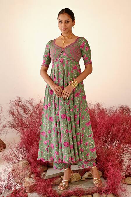 Buy Baise Gaba Green Crepe Embroidery V-neck Haana Floral Anarkali Online at Aza Fashions Buy_Baise Gaba_Green Crepe Embroidery V-neck Haana Floral Anarkali _Online_at_Aza_Fashions