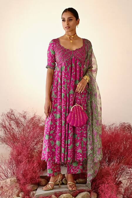 Shop_Baise Gaba_Magenta Crepe, Organza Embroidery V-neck Gulnaaz Floral Anarkali Set _Online_at_Aza_Fashions