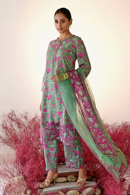 Buy Baise Gaba Green Crepe, Organza Embroidery Collared Shabana Floral Straight Kurta Set Online at Aza Fashions Buy_Baise Gaba_Green Crepe, Organza Embroidery Collared Shabana Floral Straight Kurta Set _Online_at_Aza_Fashions