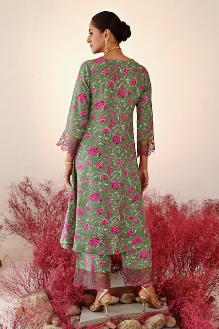 Shop Baise Gaba Green Crepe, Organza Embroidery V-neck Mohak Floral A-line Kurta Set at Aza Fashions Shop_Baise Gaba_Green Crepe, Organza Embroidery V-neck Mohak Floral A-line Kurta Set _at_Aza_Fashions