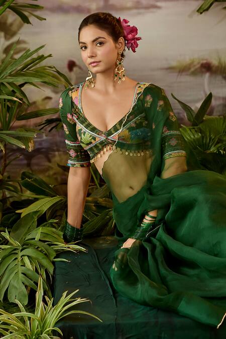 Buy_Baise Gaba_Green Organza, Lurex Sequins, Beads V-neck Taru Saree And Printed Blouse Set 