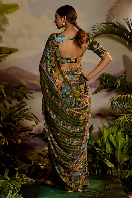 Baise Gaba Green Lurex, Chiffon Sequins, Falguni Stripe Print Saree And Blouse Set Online at Aza Fashions Baise Gaba_Green Lurex, Chiffon Sequins, Falguni Stripe Print Saree And Blouse Set _Online_at_Aza_Fashions