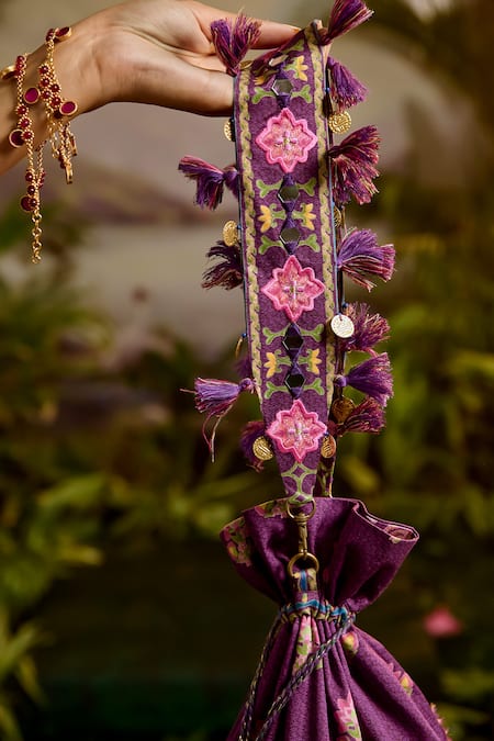 Baise Gaba Kumud Floral Print Potli Bag 